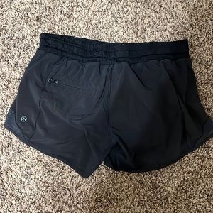 Lululemon Retro Hotty Hots with Side Lining